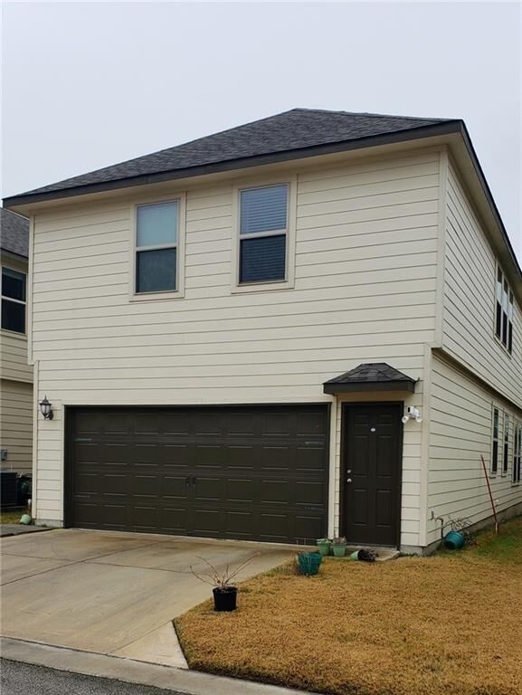 Property Photo: 214 Diamond Point Drive TX 78620