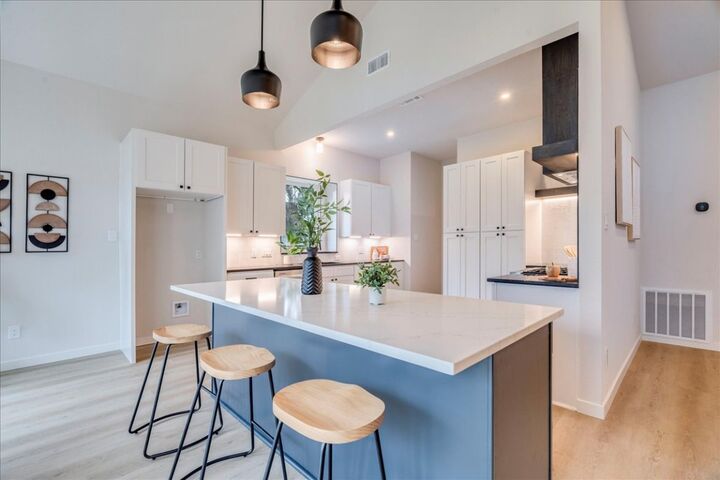 Property Photo: 8308 Foxhound Trail TX 78729