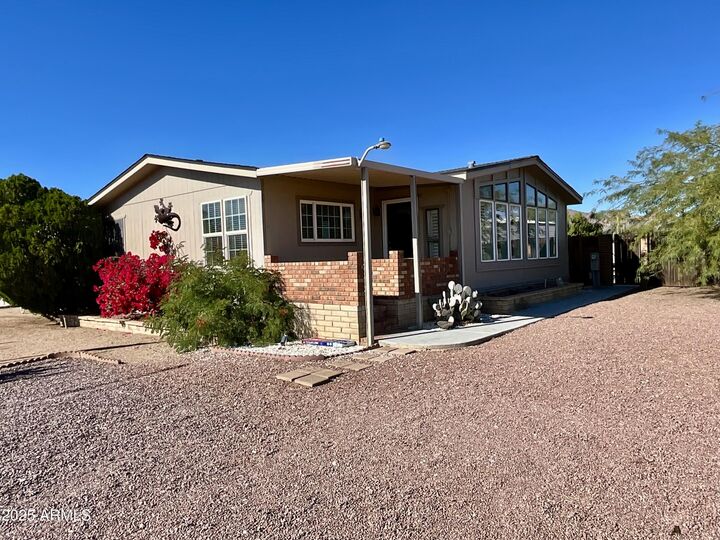 Property Photo:  322 W Foothill Street  AZ 85120 
