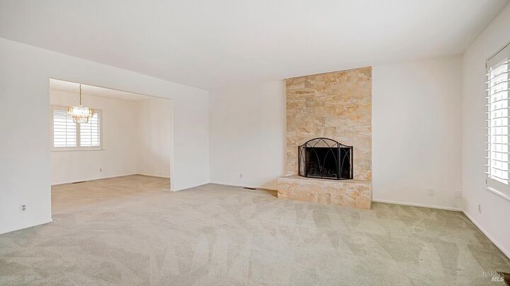 Property Photo:  28 Monroe Court  CA 94947 