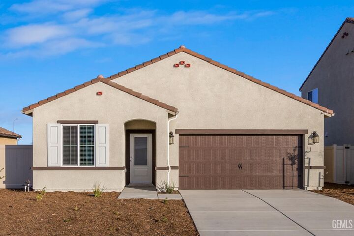 7911 Avocado Lane  Bakersfield CA 93313 photo