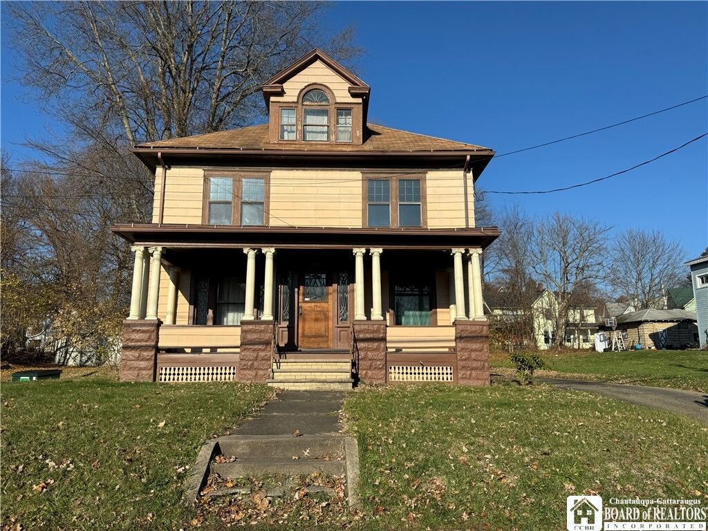 Property Photo:  835 E 2nd Street  NY 14701 