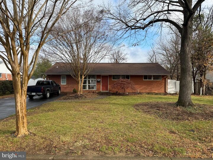 6307 Cottonwood Drive  Alexandria VA 22310 photo