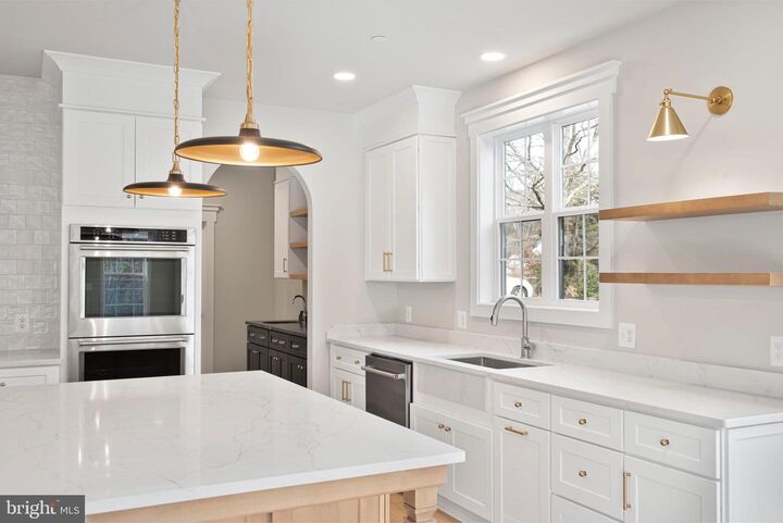 Property Photo:  17 Vinter Lane  MD 21122 