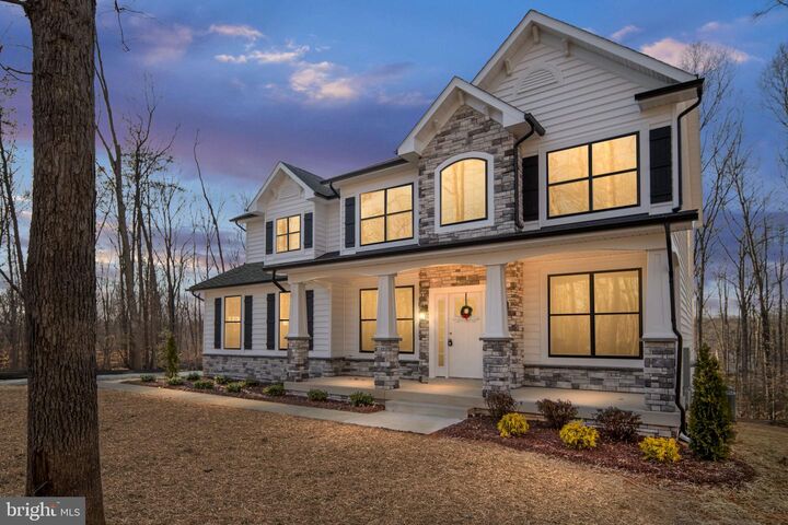 Property Photo: 569 Tacketts Mill Road VA 22556