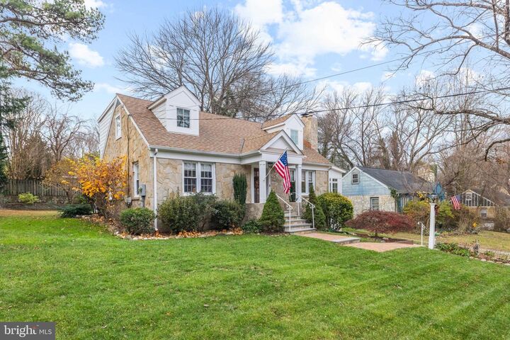 Property Photo:  4004 Estabrook Drive  VA 22003 