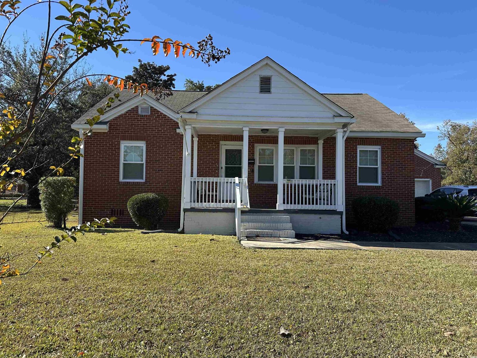 Property Photo:  609 North Fraser St.  SC 29440 