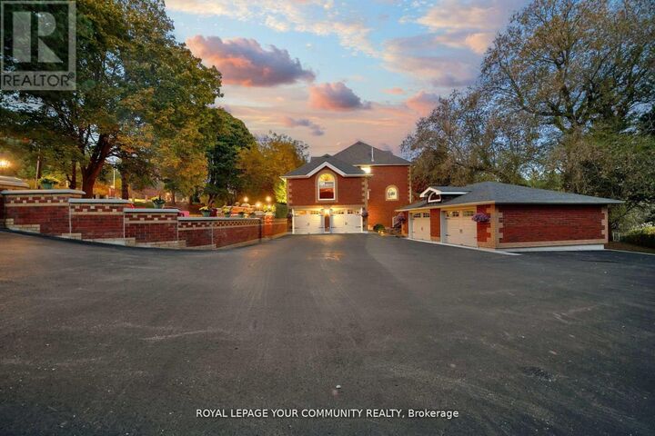 Property Photo:  508 King Street East  ON L7E 0B9 