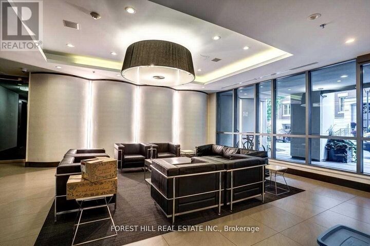 Property Photo:  377 Madison Avenue 426  ON M4V 3E1 