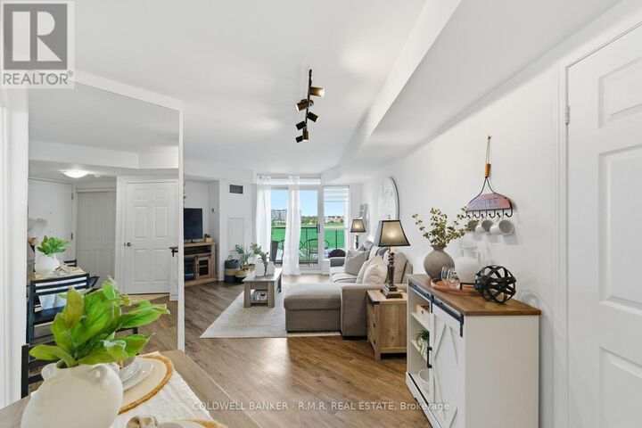 Property Photo: 340 Watson Street West 517 ON L1N 9G1