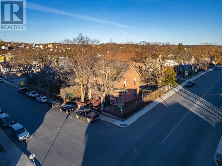 Property Photo:  127 Fifth Avenue South  ON P9N 2A3 