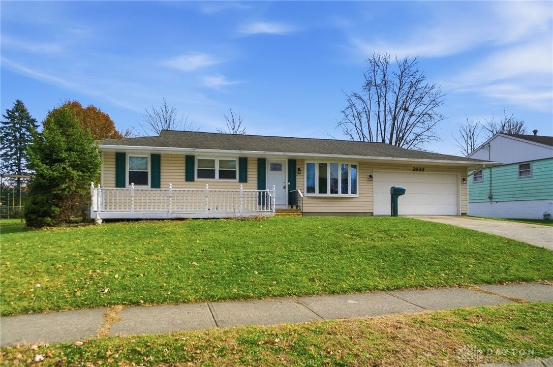 Property Photo:  2932 Hyannis Drive  OH 45503 