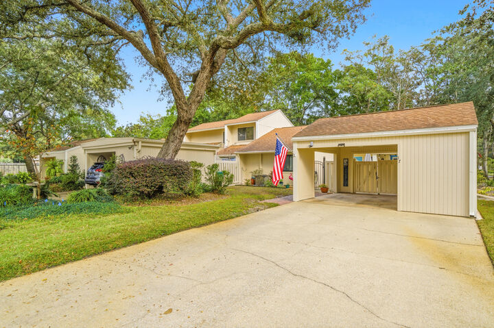 Property Photo:  800 Bay Drive 17  FL 32578 