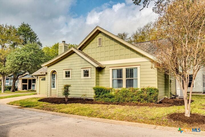 Property Photo: 13604 Caldwell Drive 19 TX 78750