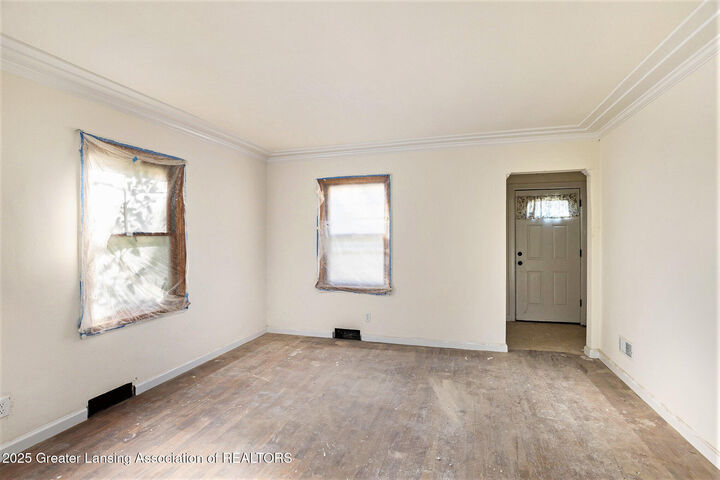 Property Photo: 1017 Whyte Street MI 48906