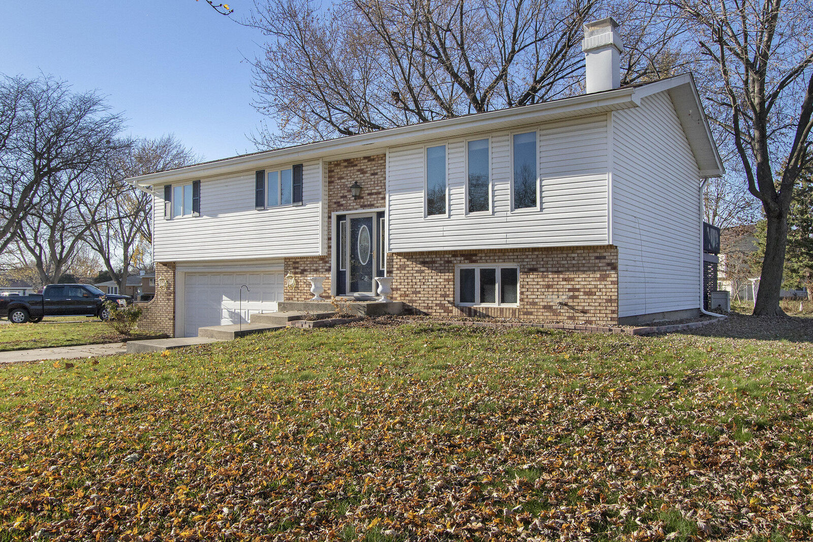 Property Photo:  1510 W 94th Court  IN 46307 