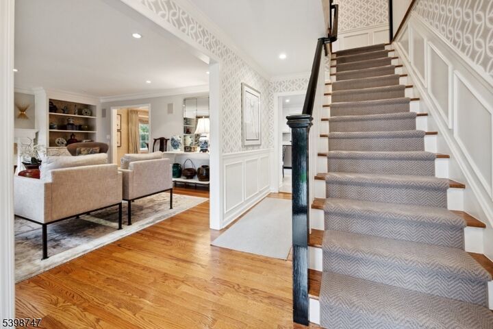 Property Photo: 7 Oak Forest Ln NJ 07901