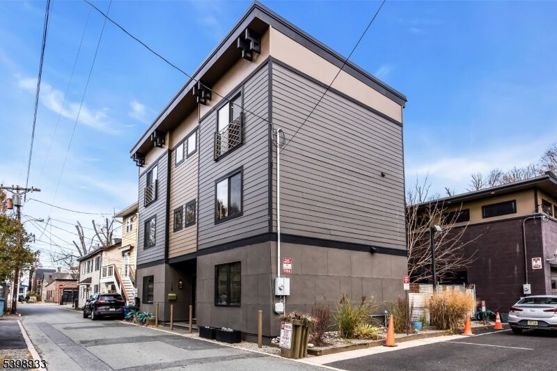 Property Photo: 10 McCready'S Alley NJ 08530