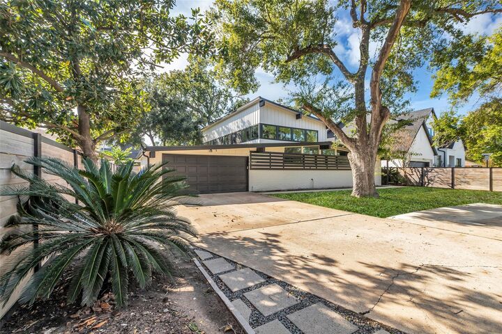 Property Photo: 12807 Memorial Drive TX 77024