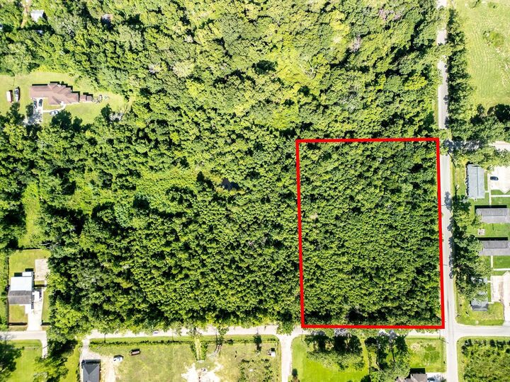 Property Photo:  21-A Maida Rd  TX 77708 