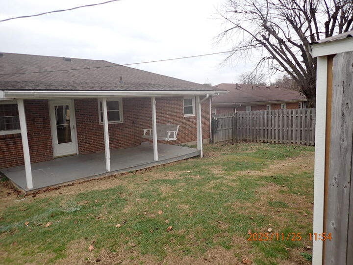 Property Photo:  102 Cave Springs Drive  KY 40444 