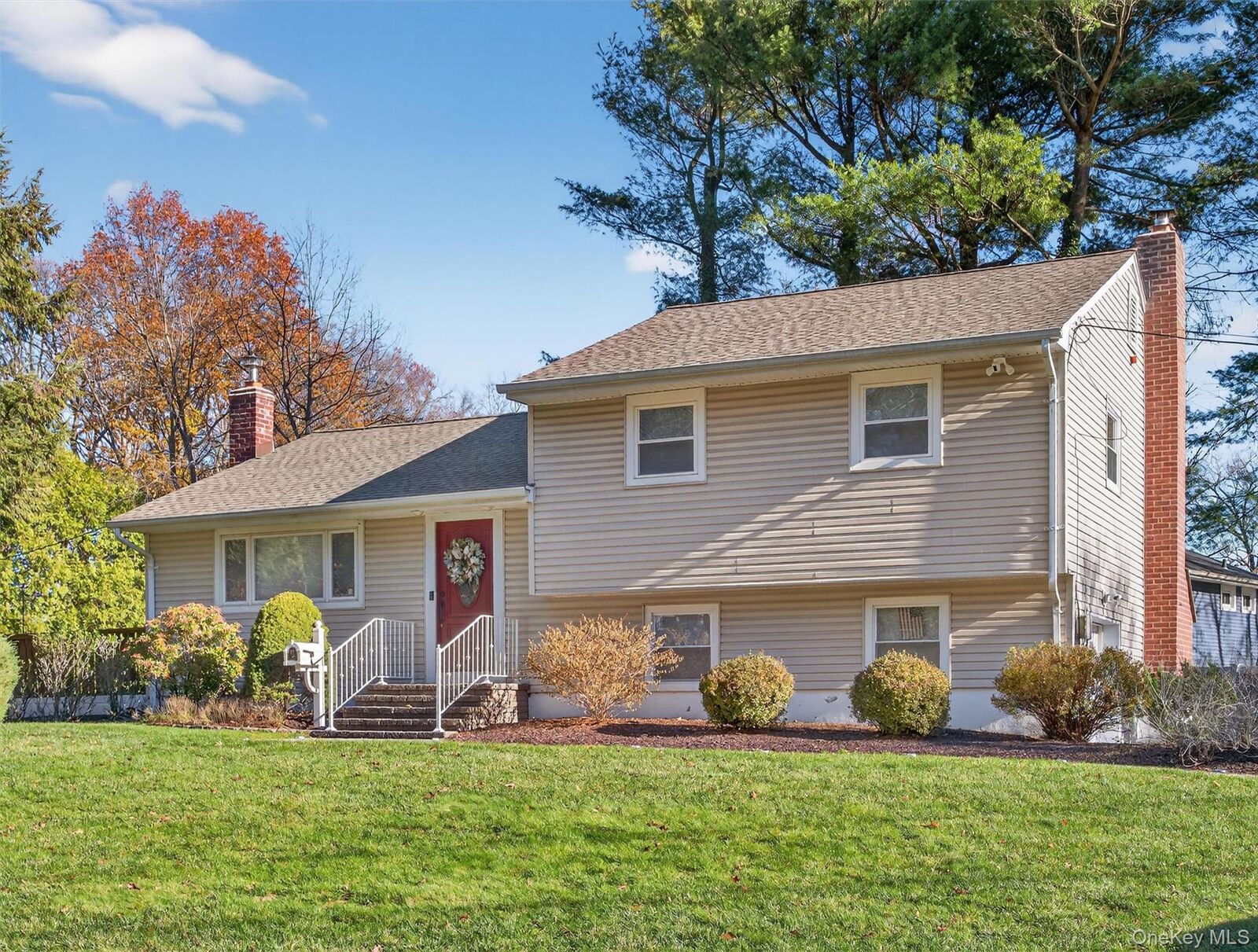 Property Photo:  68 Eberling Drive  NY 10956 