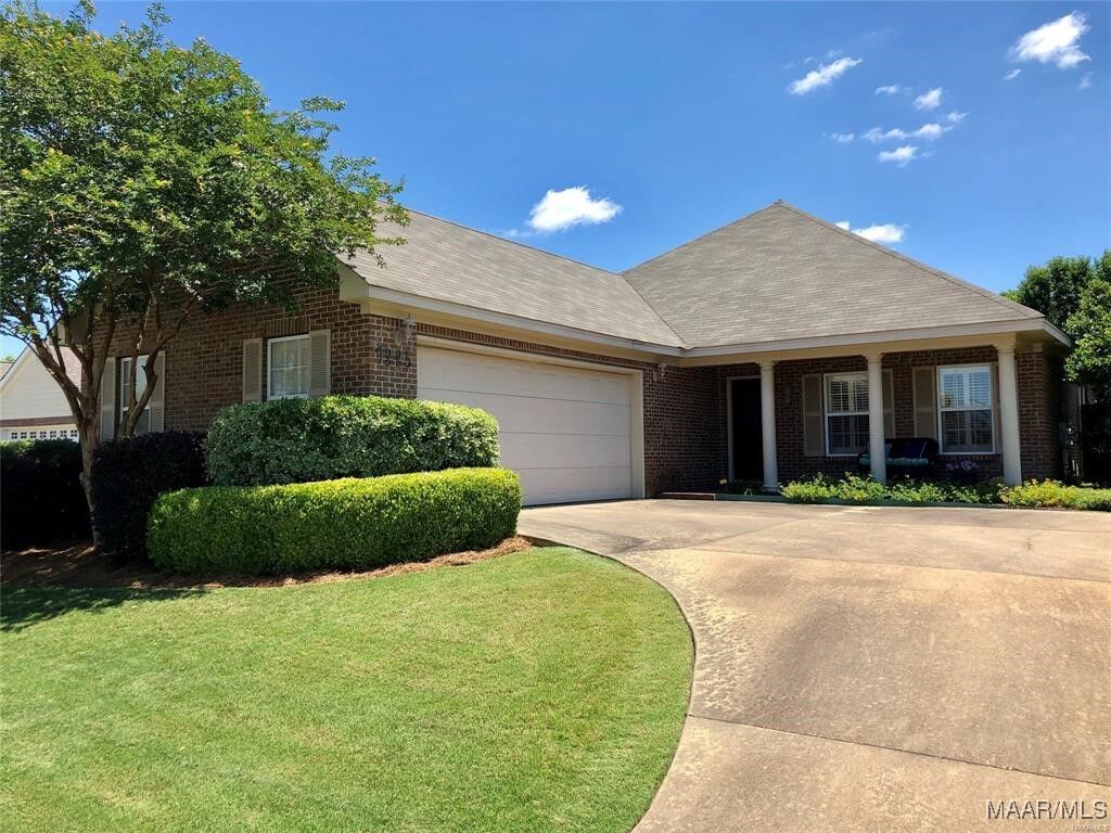 Property Photo: 9225 Harrington Circle AL 36117