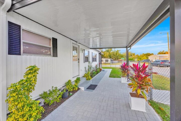 Property Photo:  24 Flamingo Boulevard  FL 33880 