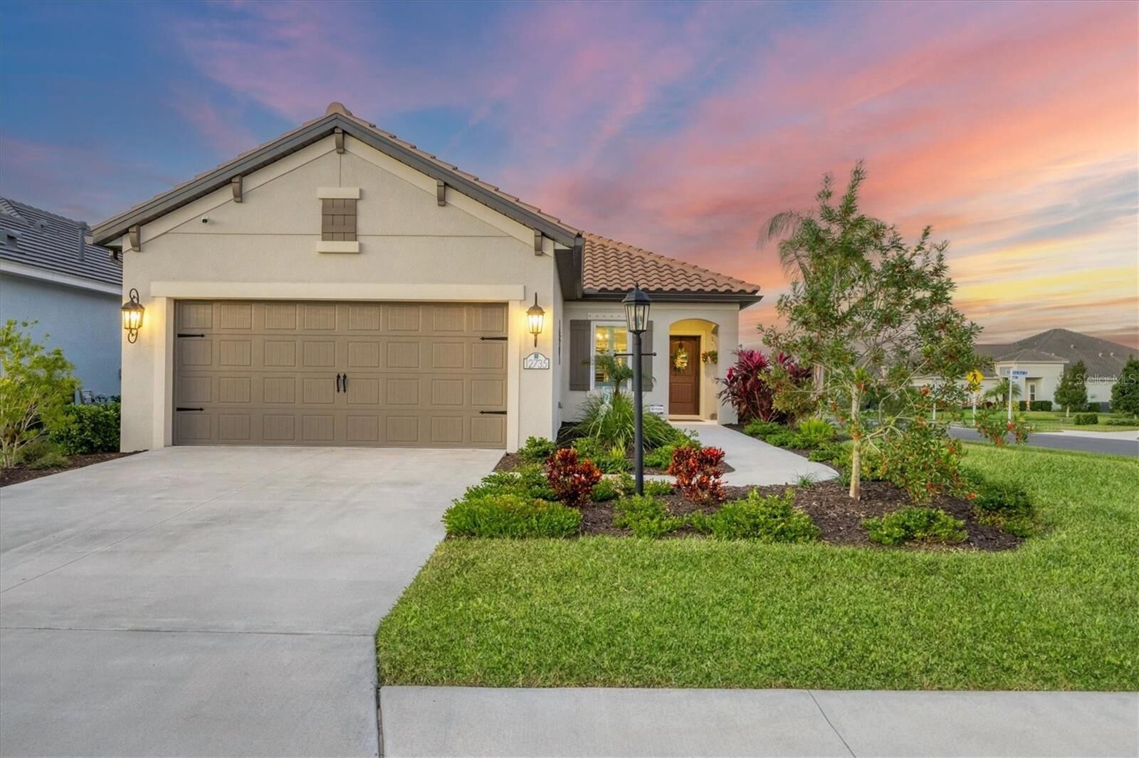 Property Photo:  12735 Aquamarine Avenue  FL 34211 