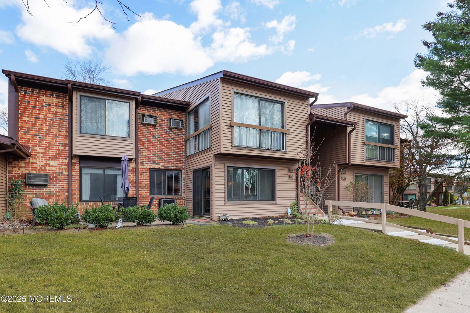 Property Photo:  126 Manchester Court  NJ 07701 