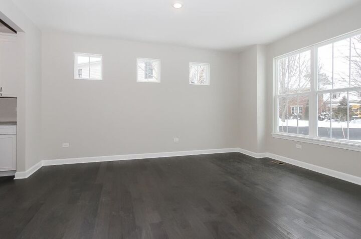 Property Photo: 130 39th Street IL 60515