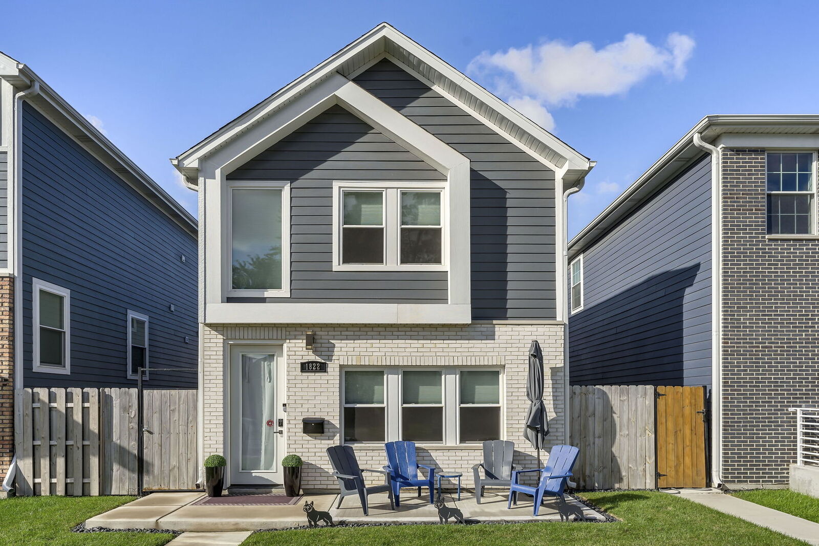 Property Photo: 1822 N 36th Avenue IL 60165