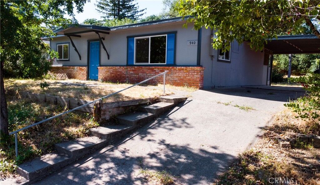 Property Photo:  940 Sixth Street  CA 95453 
