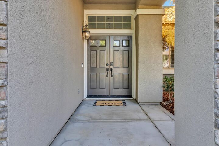 Property Photo:  316 Fieldbrook Court  CA 95747 