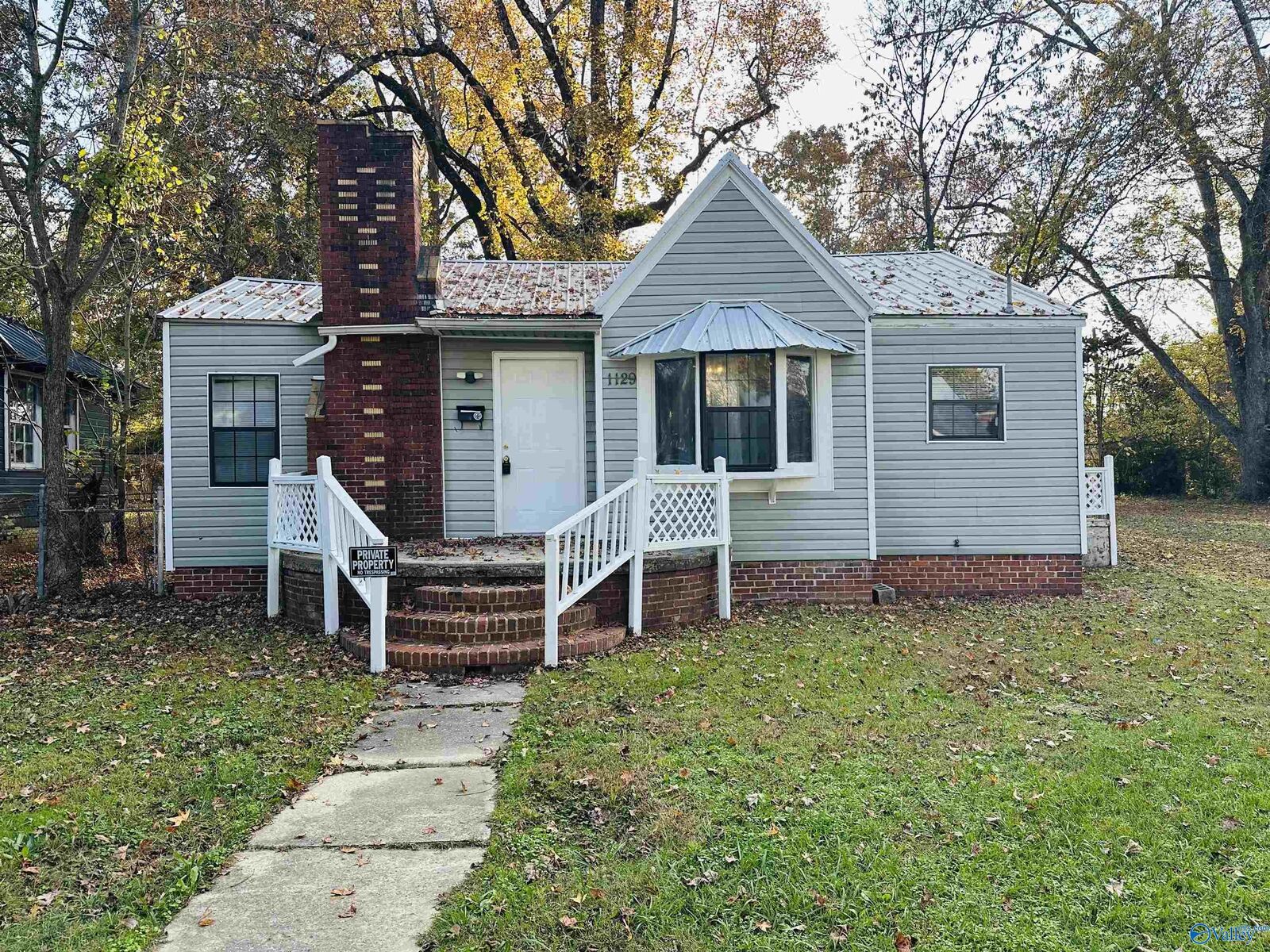 Property Photo:  1129 Stillman Avenue  AL 35903 