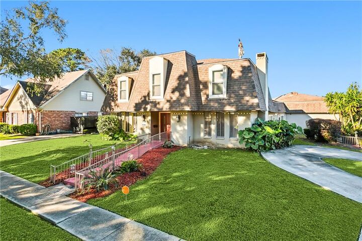 Property Photo:  3500 Silver Maple Court  LA 70131 