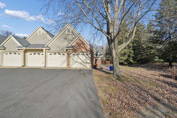 1602 Wexford Way  Woodbury MN 55125 photo