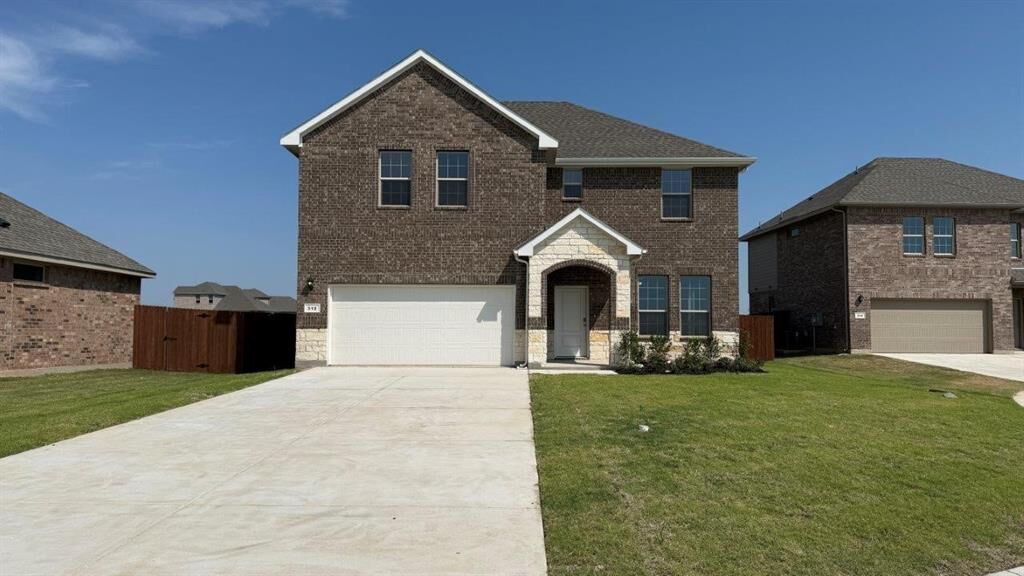 Property Photo:  105 Seabiscuit Court  TX 76049 