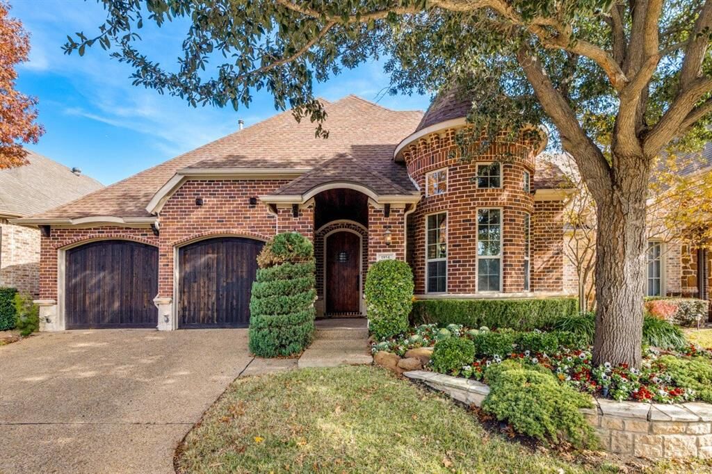 Photo de la propriété:  1854 Masters Drive  TX 75115 