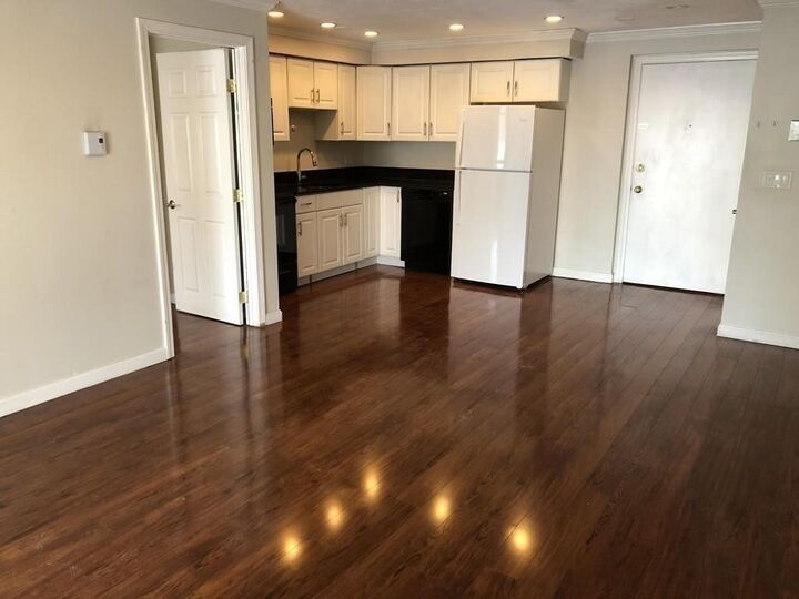 Property Photo: 915 Edgell Rd 73 MA 01701