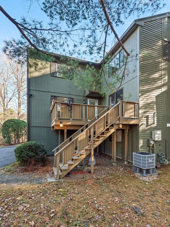 Property Photo:  22 Treetop Park 22  MA 01581 