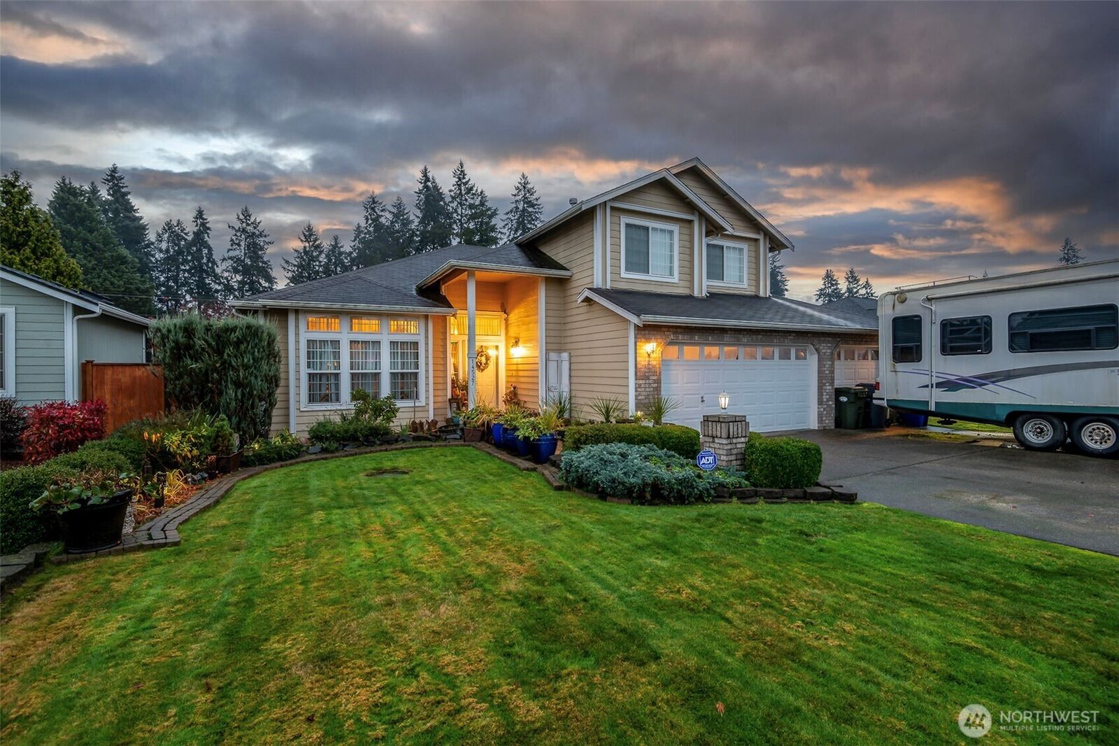 Property Photo: 14527 24th Avenue E WA 98445