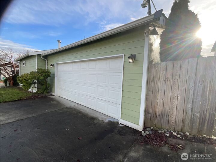 Property Photo: 1105 NE Cordero Drive WA 98277