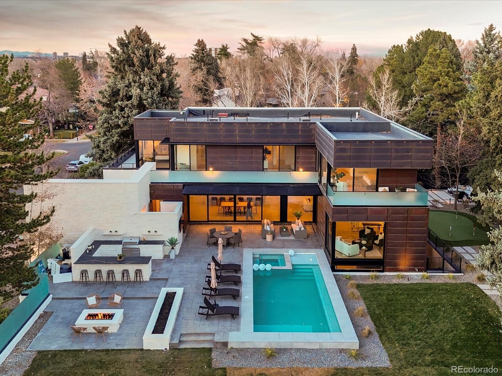 Property Photo:  950 S Steele Street  CO 80209 