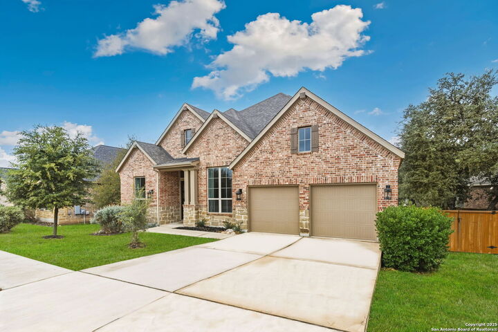 Property Photo: 120 Quiet Oak TX 78666