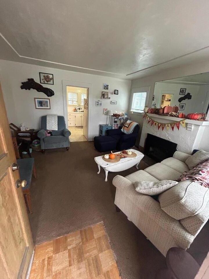 Property Photo:  612 Central Avenue  CA 93901 