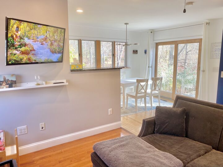 Property Photo:  37 Newfane Road  CT 06812 