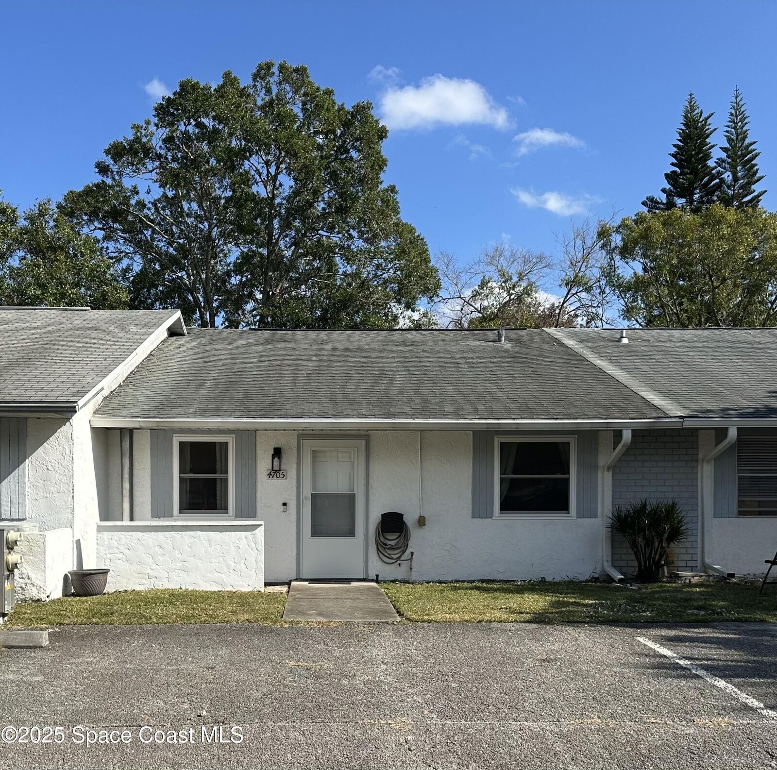 Property Photo: 4705 Marengo Lane FL 32780