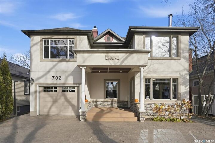 Photo de la propriété: 702 Queen Street SK S7K 0M9