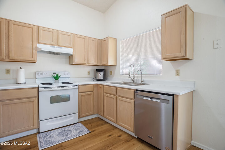 Property Photo: 8845 E Apple Tree Drive AZ 85730